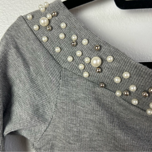 CBR Beaded Off Shoulder Sweater Size Large - Picture 3 of 10